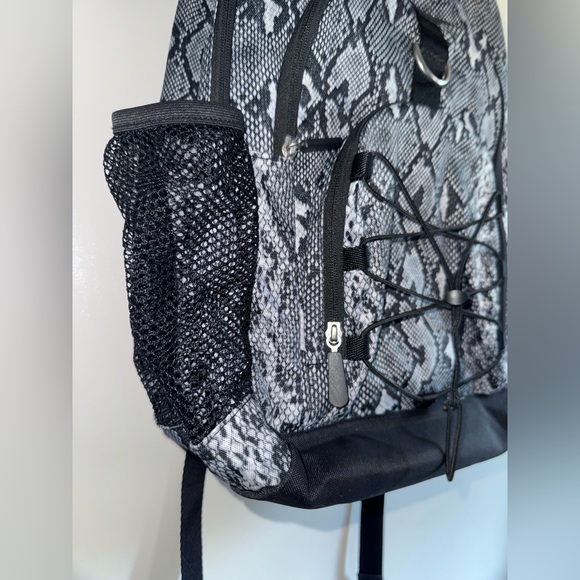 Pottery Barn Teen Black and White Snake Skin Print Multi Pocket Large Backpack - Picture 2 of 9